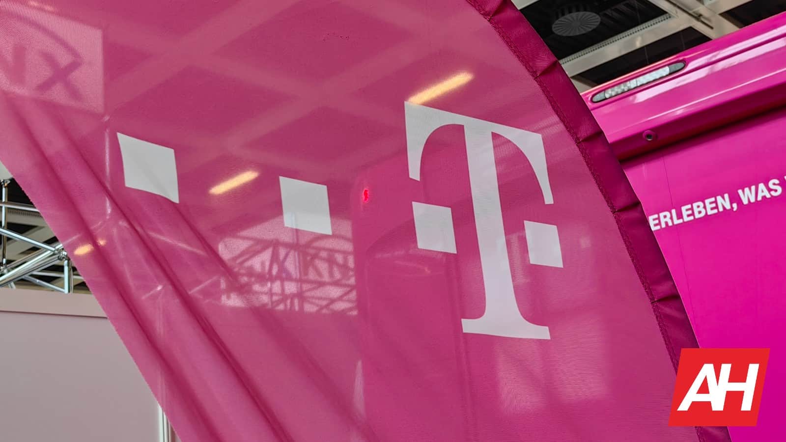 Featured image for T-Mobile partner responds to accusations of shady sales strategies